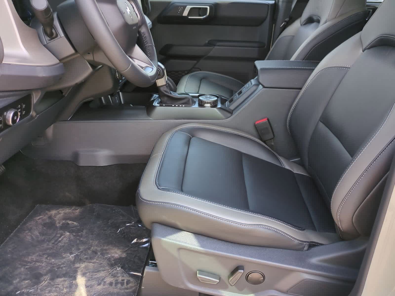 Thumbnail: 2025 Ford Bronco - 16