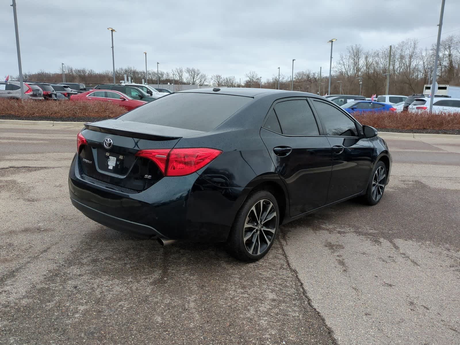 Thumbnail: 2018 Toyota Corolla - 8