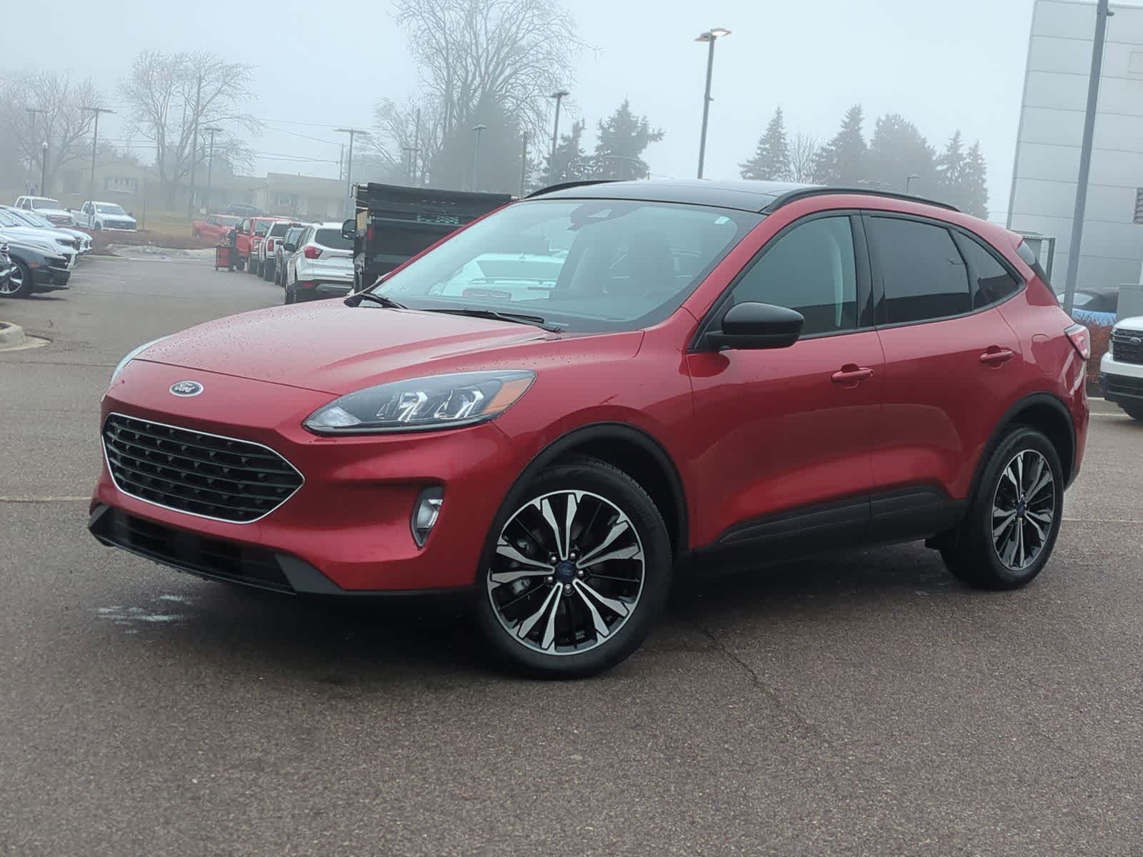 Thumbnail: 2022 Ford Escape - 1