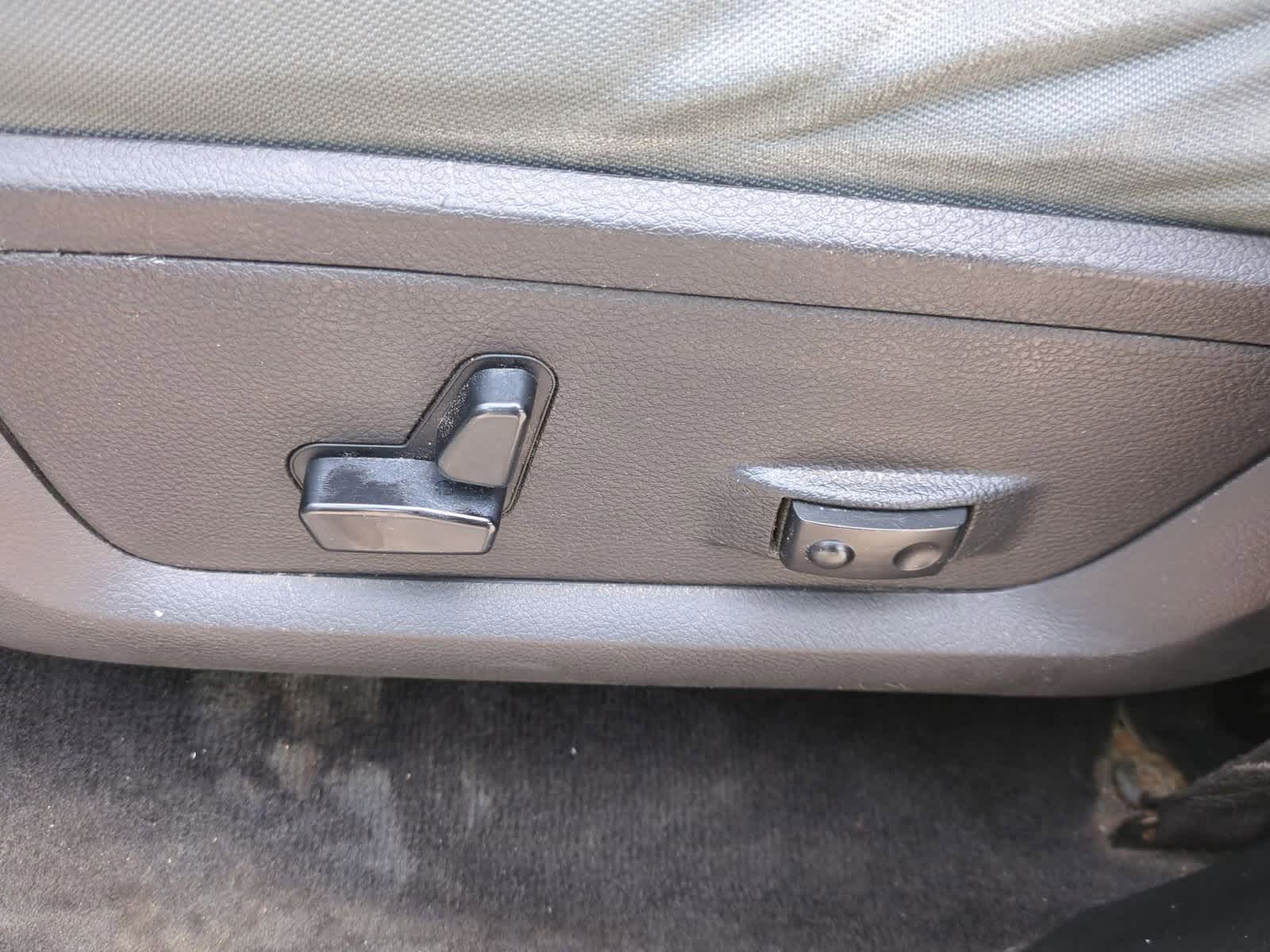 Thumbnail: 2016 RAM 1500 - 16
