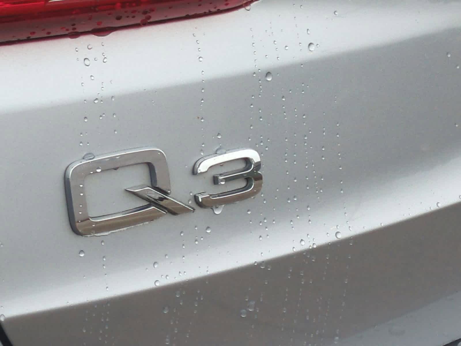 Thumbnail: 2020 Audi Q3 - 13