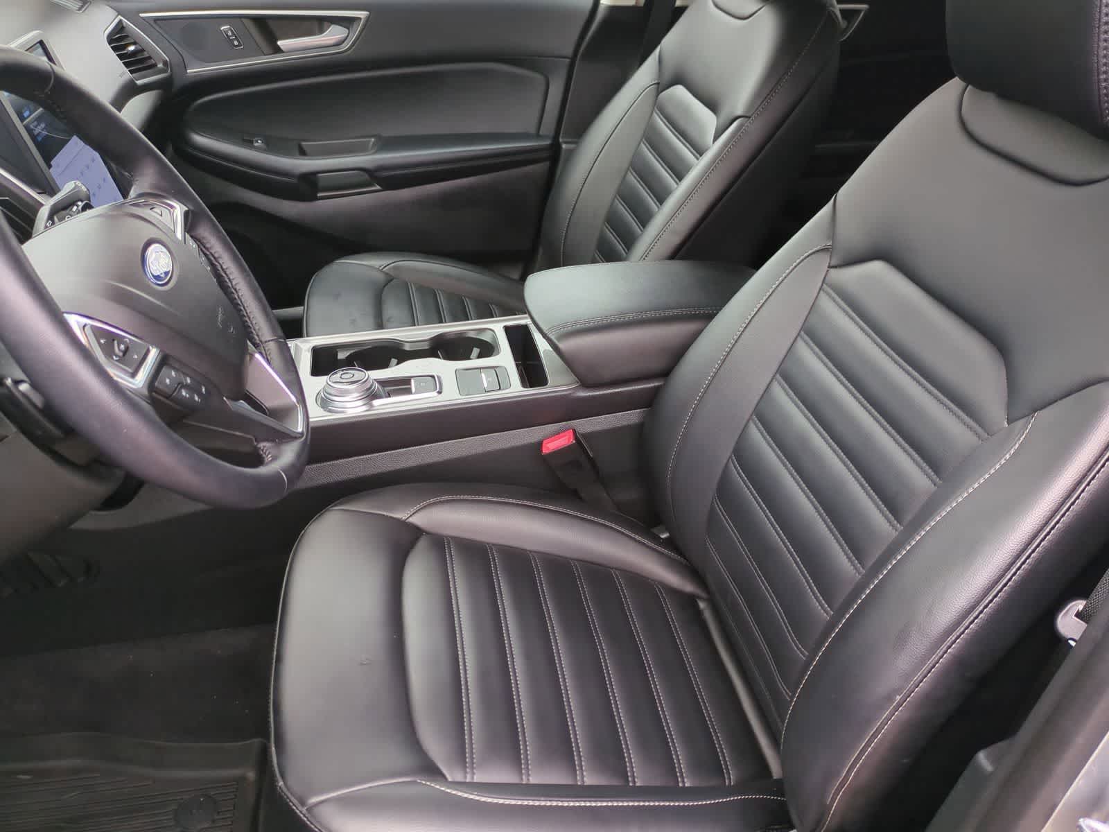 Thumbnail: 2023 Ford Edge - 16