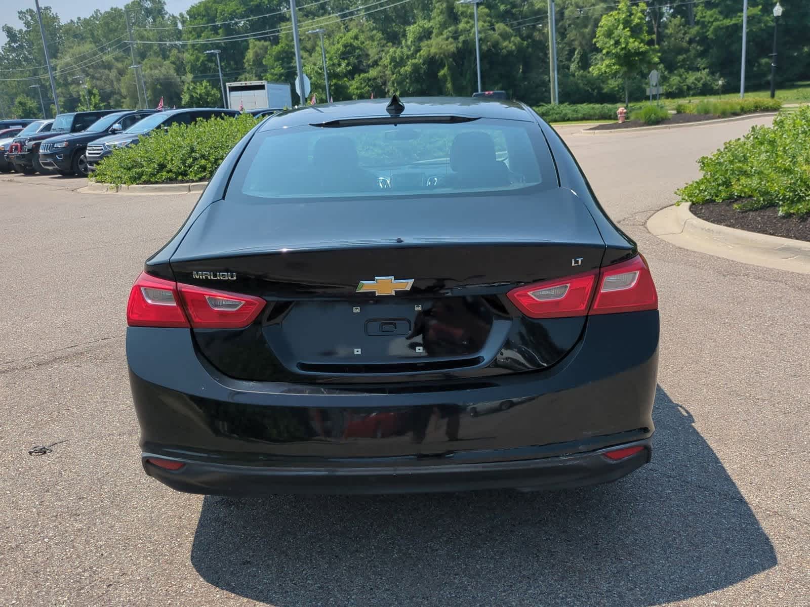 Thumbnail: 2016 Chevrolet Malibu - 7
