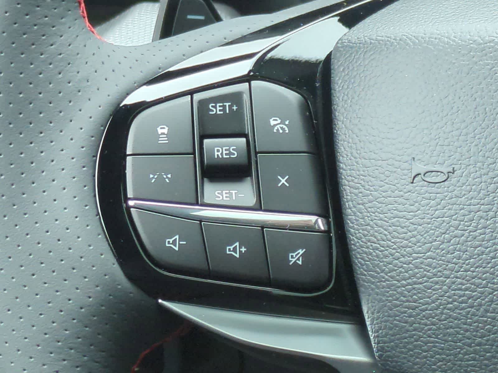 Thumbnail: 2026 Ford Explorer - 25
