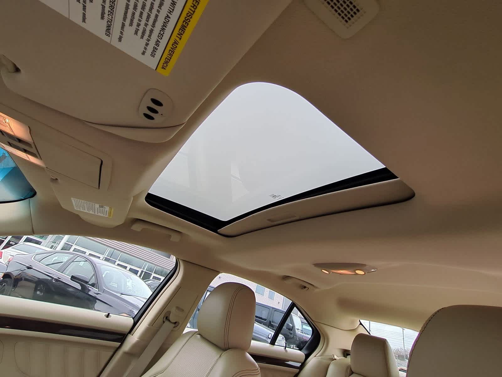 Thumbnail: 2013 Ford Taurus - 19