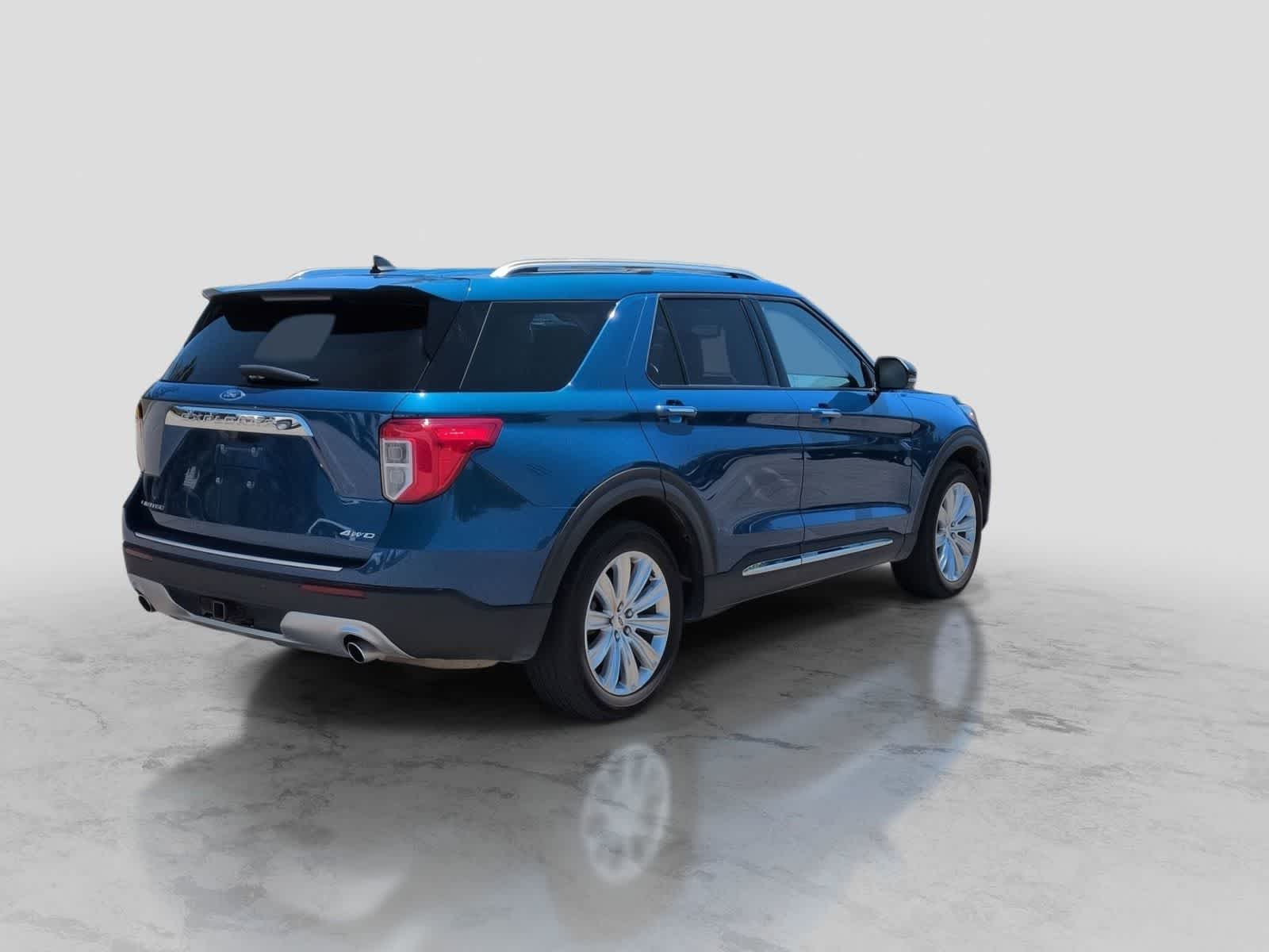 Thumbnail: 2022 Ford Explorer - 8