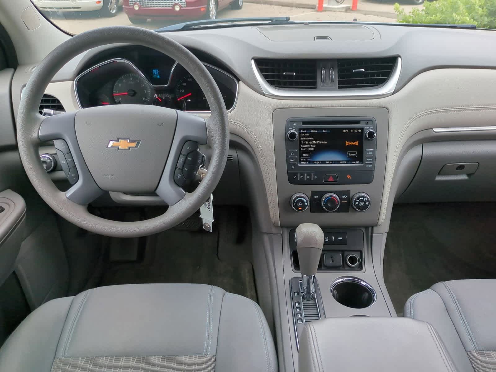 Thumbnail: 2017 Chevrolet Traverse - 15