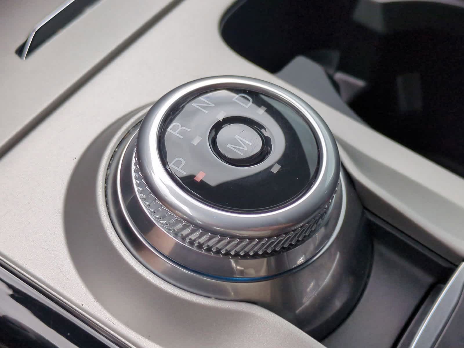 Thumbnail: 2023 Ford Explorer - 32