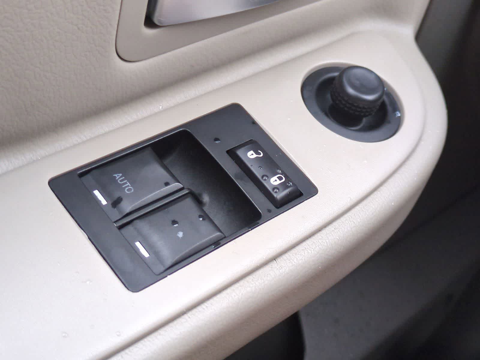 Thumbnail: 2007 Dodge Dakota - 28