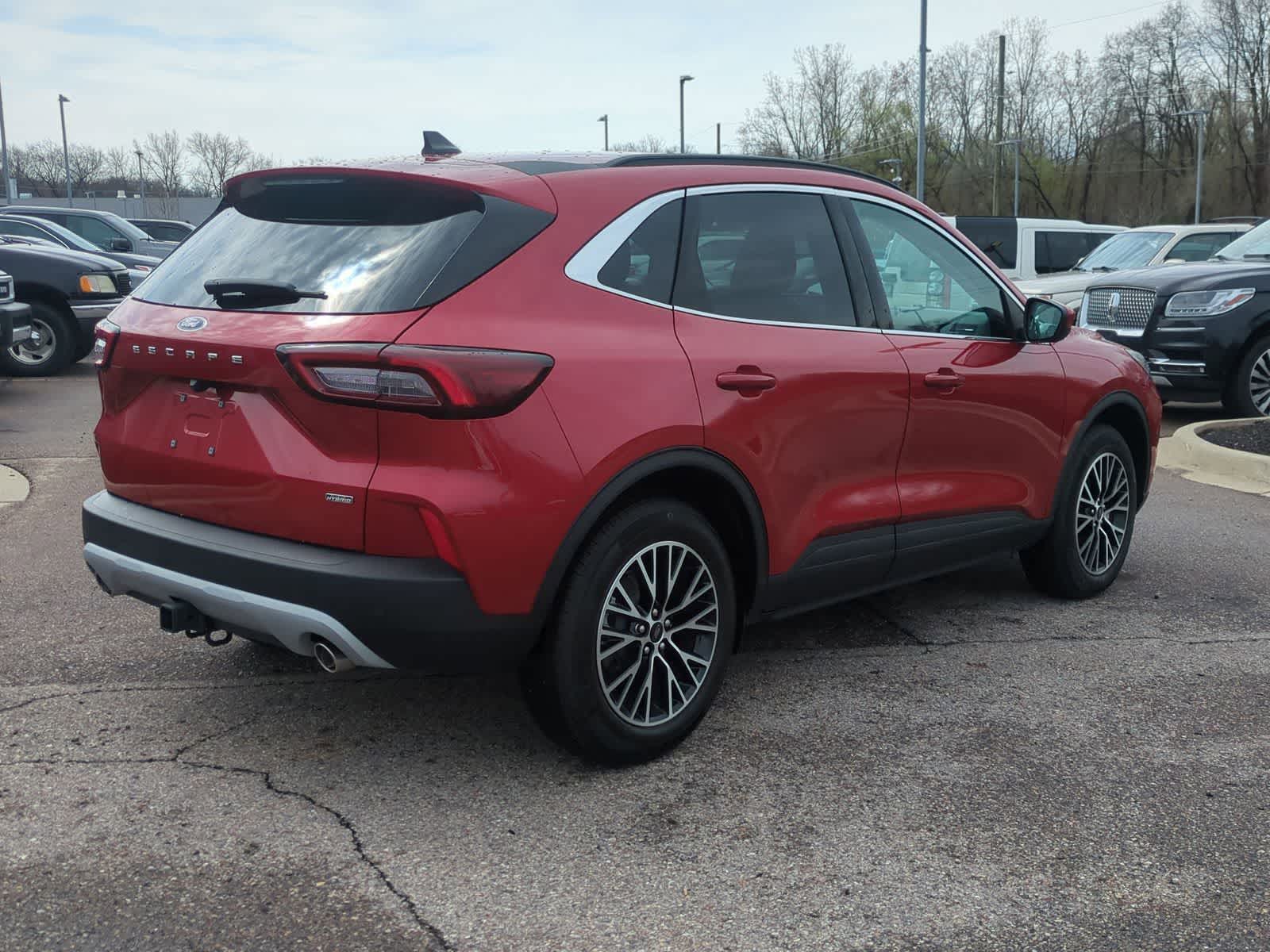 Thumbnail: 2025 Ford Escape - 8