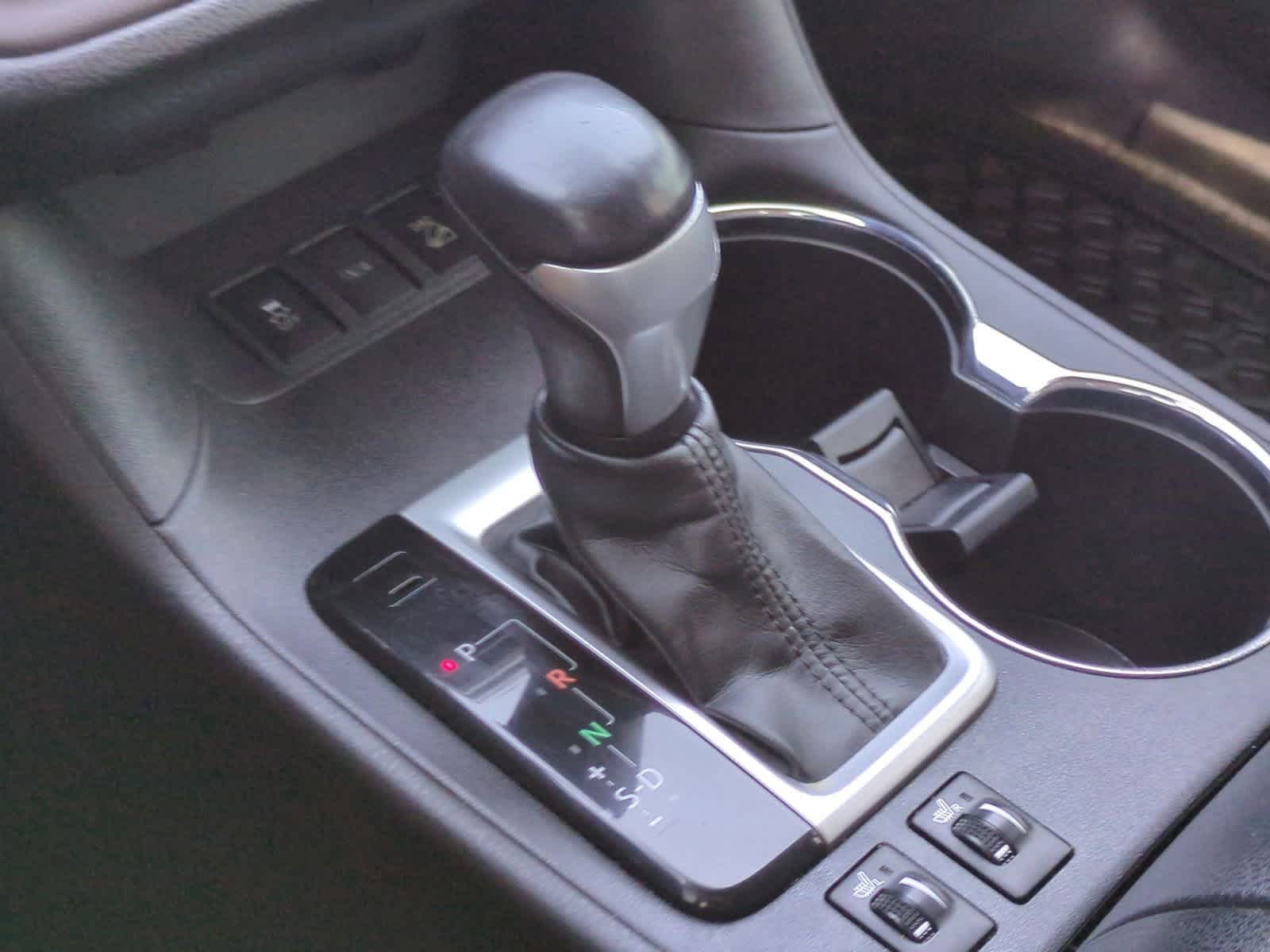 Thumbnail: 2014 Toyota Highlander - 33