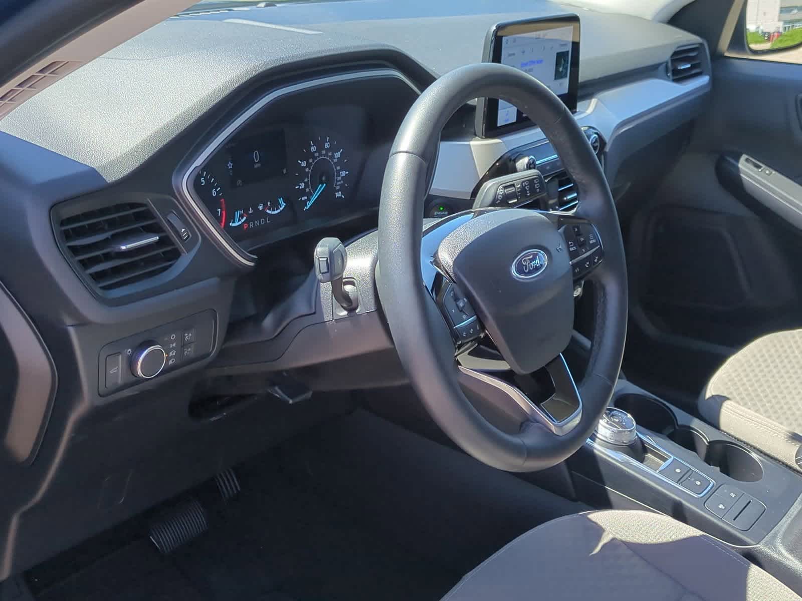 Thumbnail: 2022 Ford Escape - 10