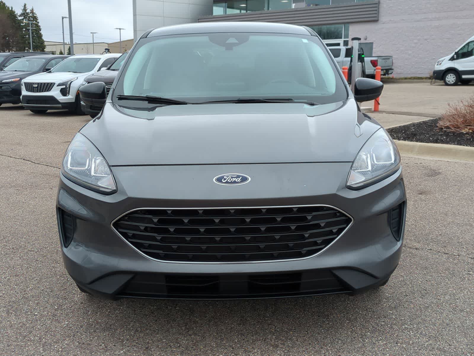 Thumbnail: 2021 Ford Escape - 3