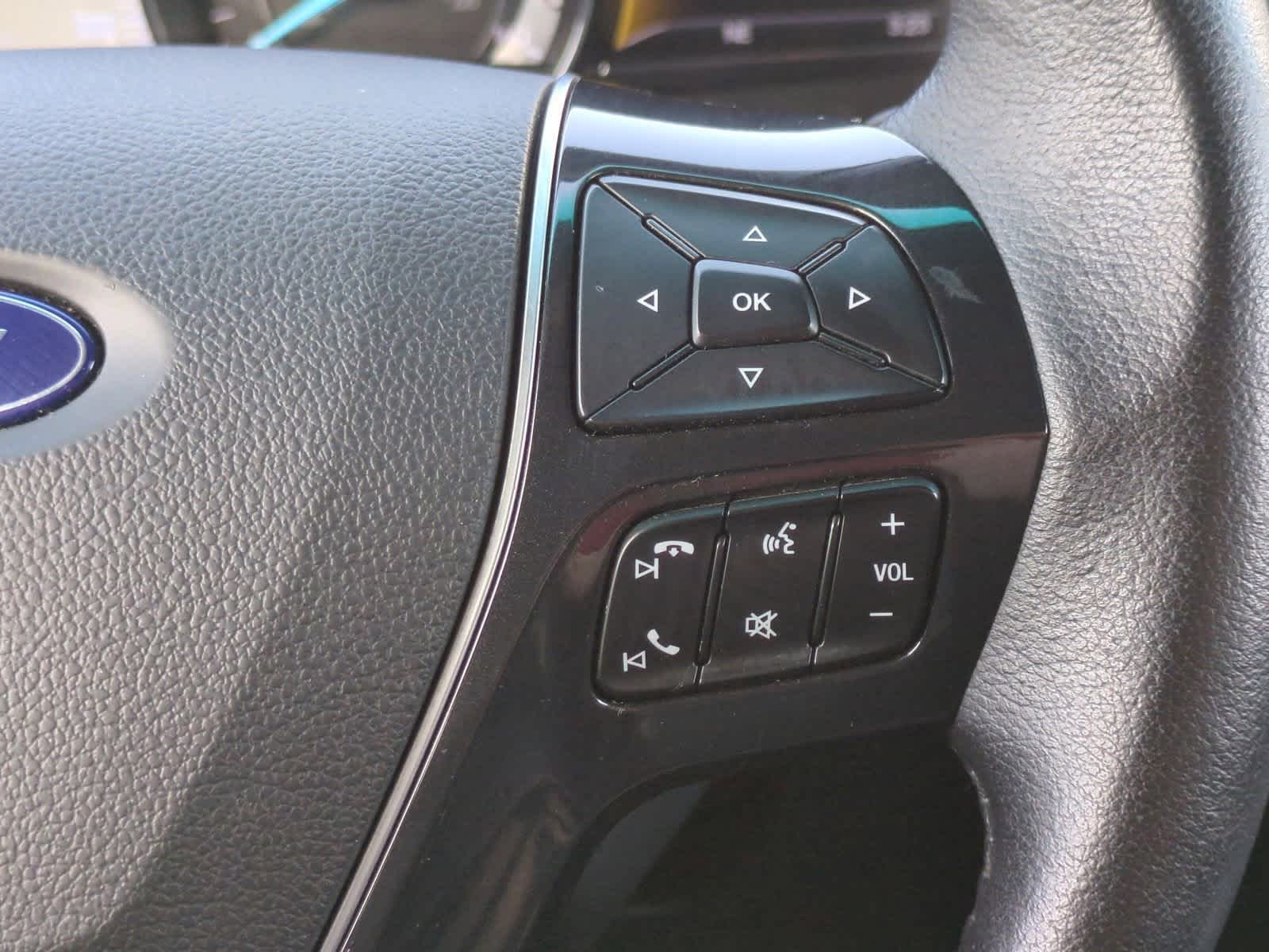 Thumbnail: 2016 Ford Explorer - 24