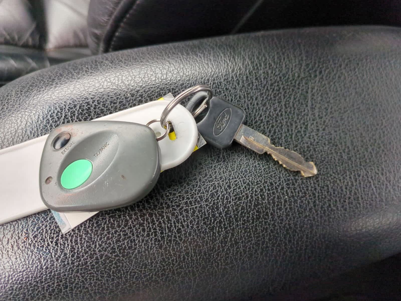 Thumbnail: 1994 Ford Mustang - 32