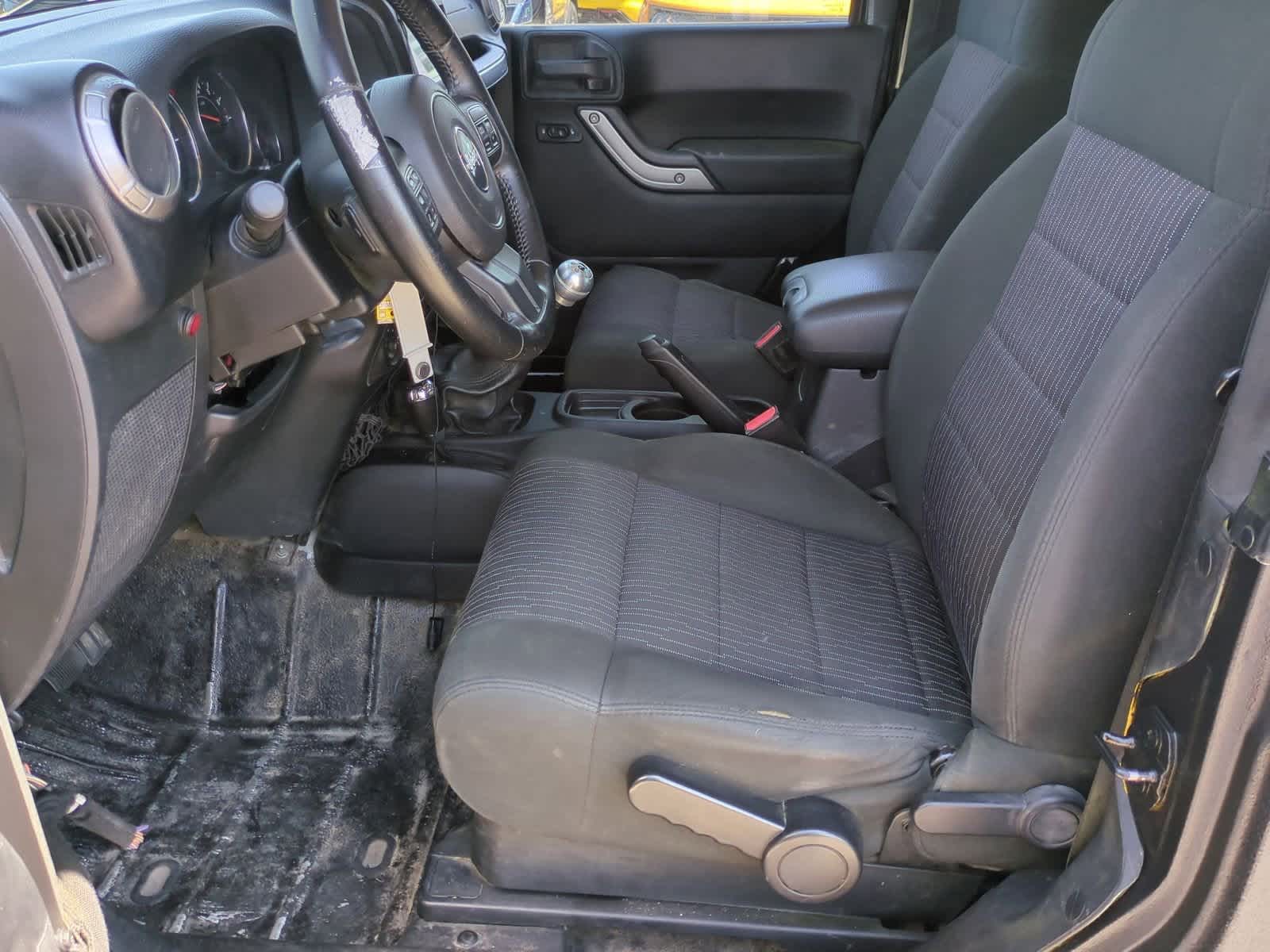 2012 Jeep Wrangler Sport 14