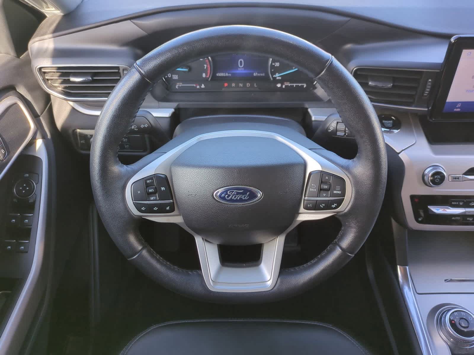 Thumbnail: 2022 Ford Explorer - 22