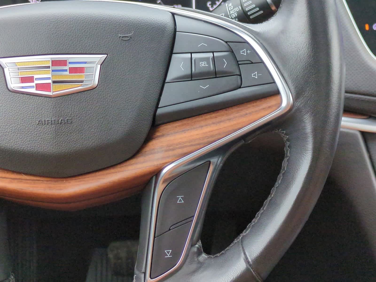 Thumbnail: 2023 Cadillac XT5 - 26