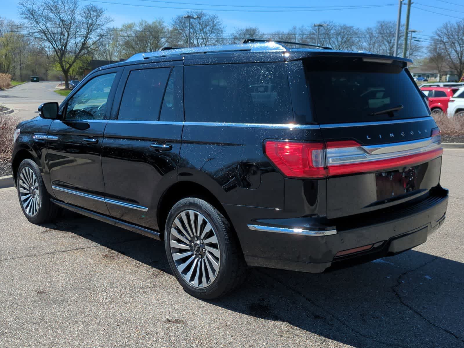 Thumbnail: 2021 Lincoln Navigator - 6
