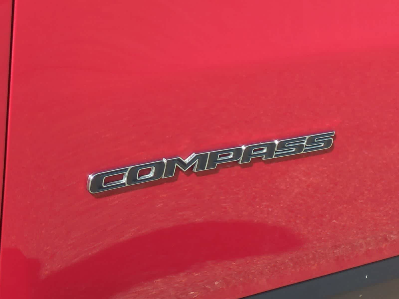 Thumbnail: 2020 Jeep Compass - 13