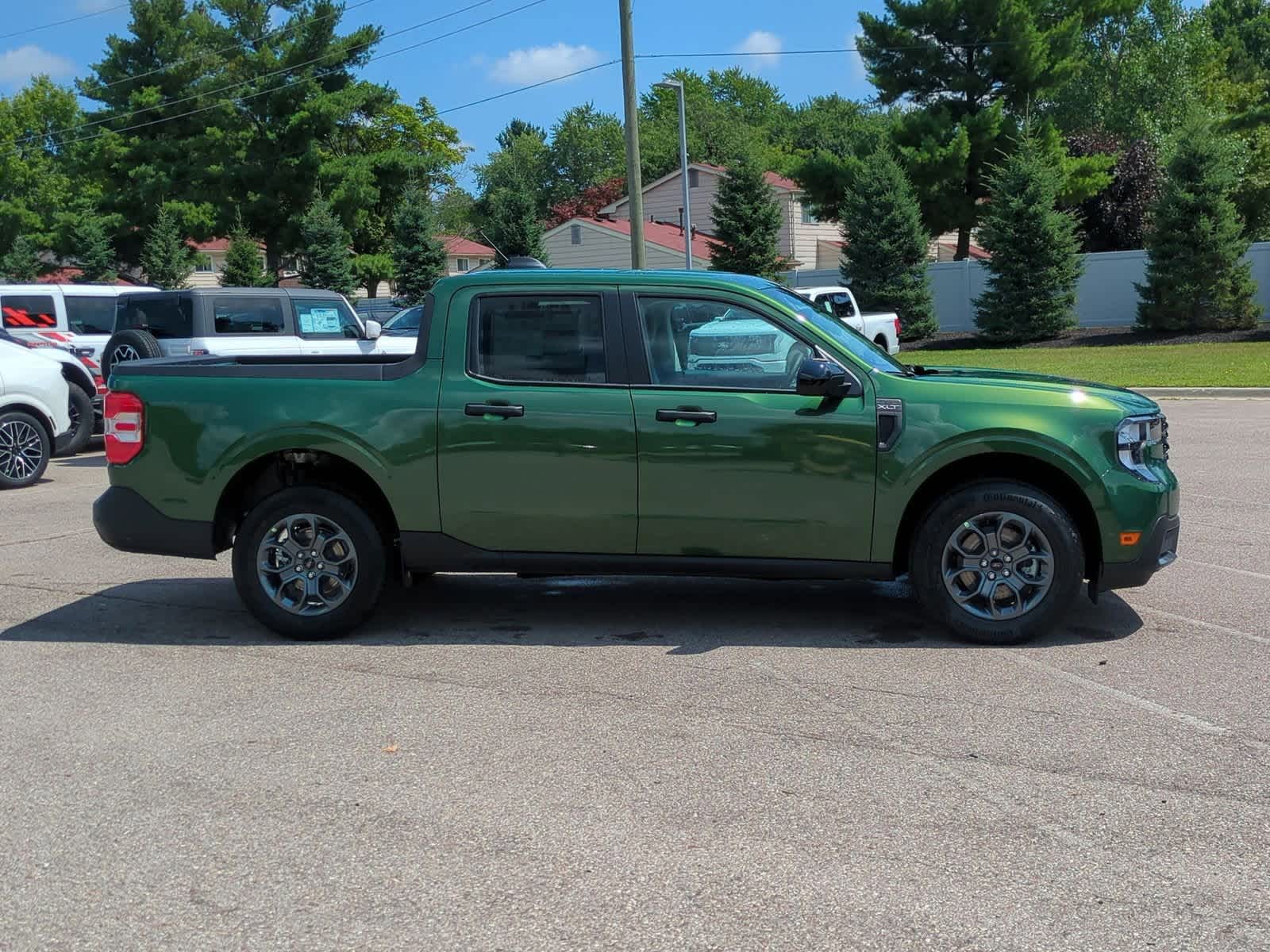 Thumbnail: 2025 Ford Maverick - 9