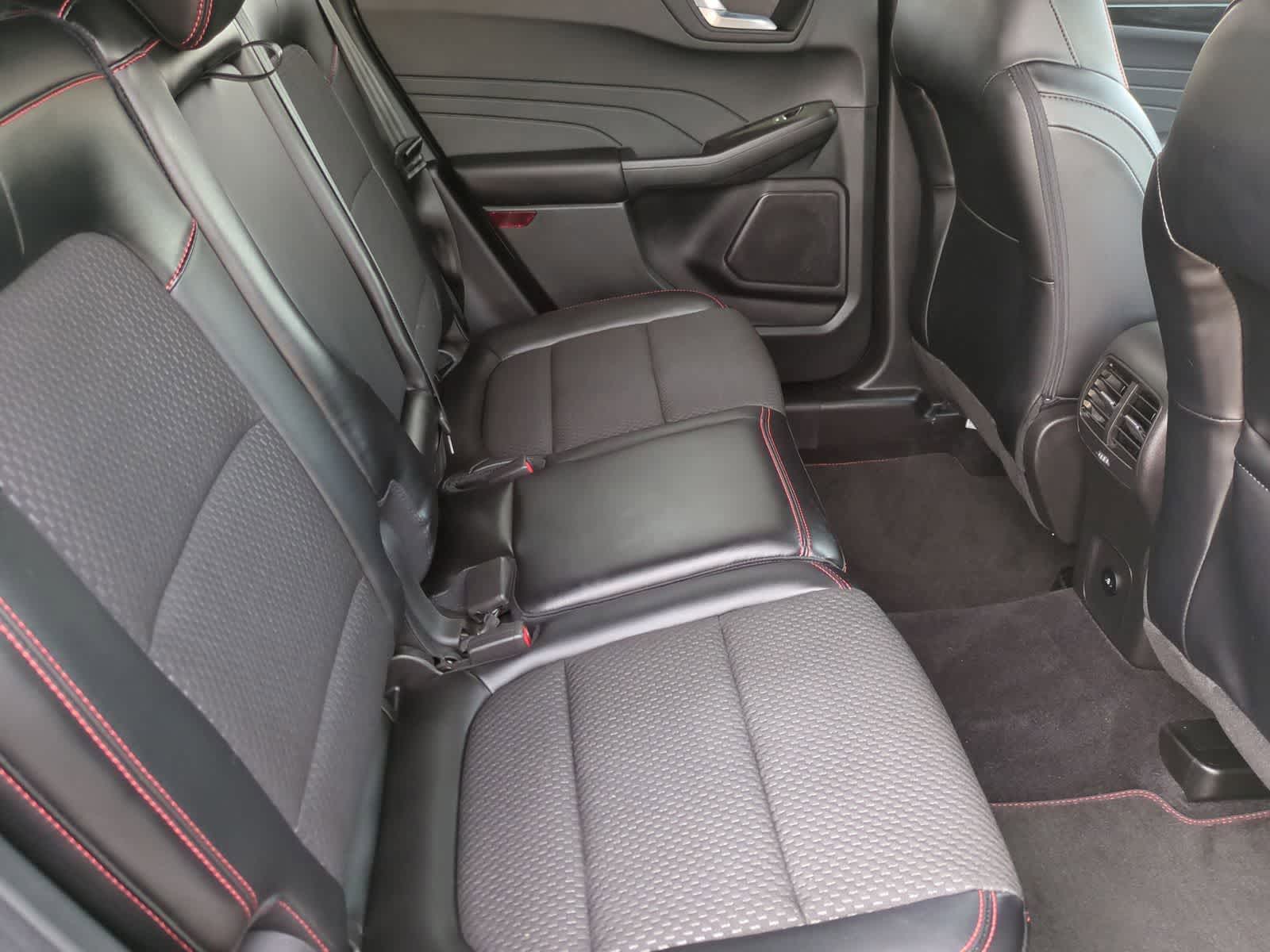 Thumbnail: 2023 Ford Escape - 20