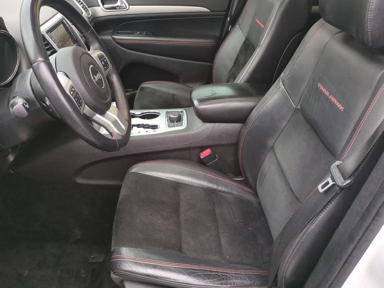 Thumbnail: 2013 Jeep Grand Cherokee - 14