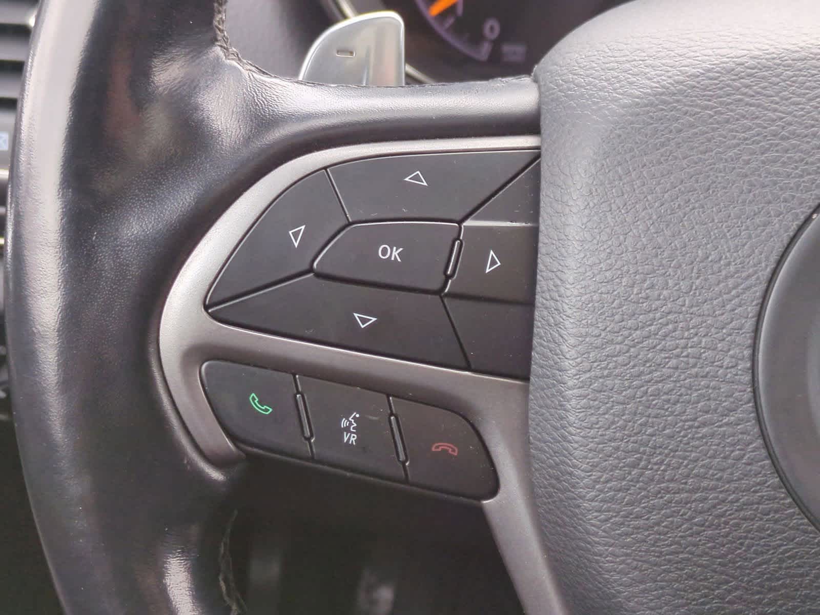 Thumbnail: 2020 Jeep Grand Cherokee - 25