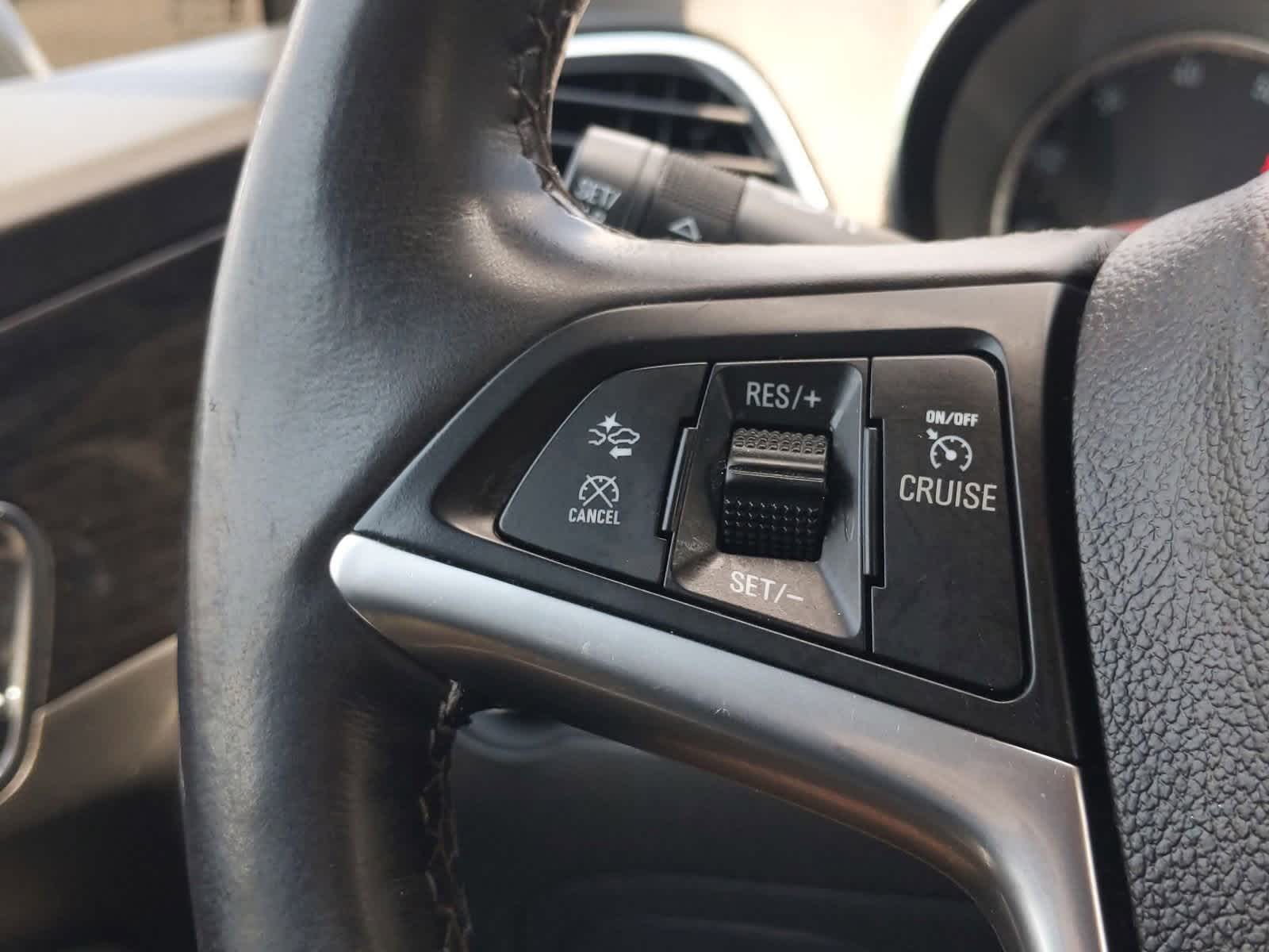 Thumbnail: 2015 Buick Encore - 25