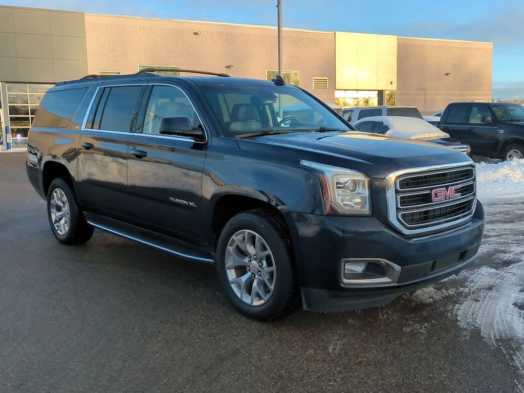 Used 2020 GMC Yukon XL SLT SUV