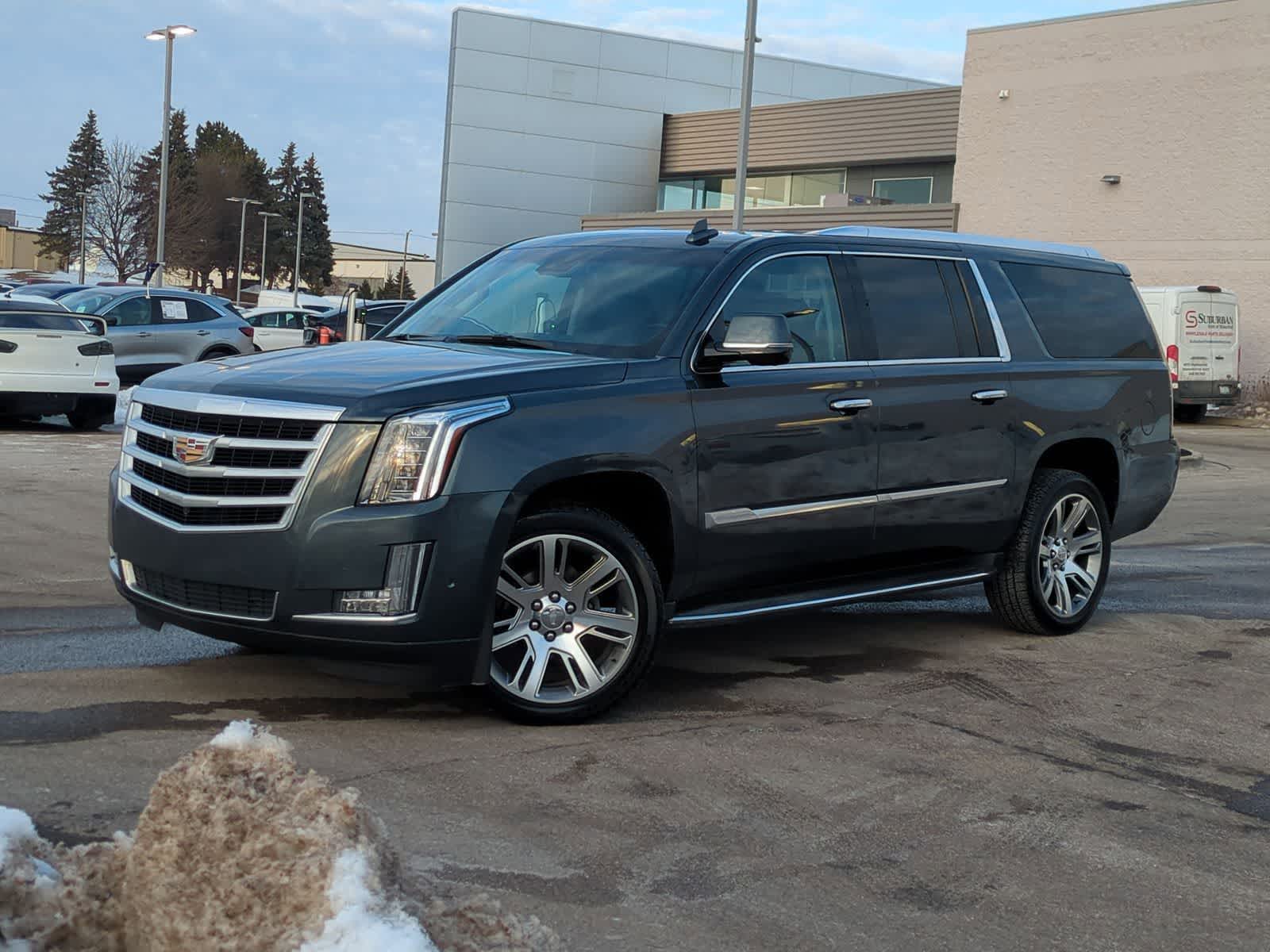 2019 Cadillac Escalade ESV Luxury -
                  Waterford, MI
