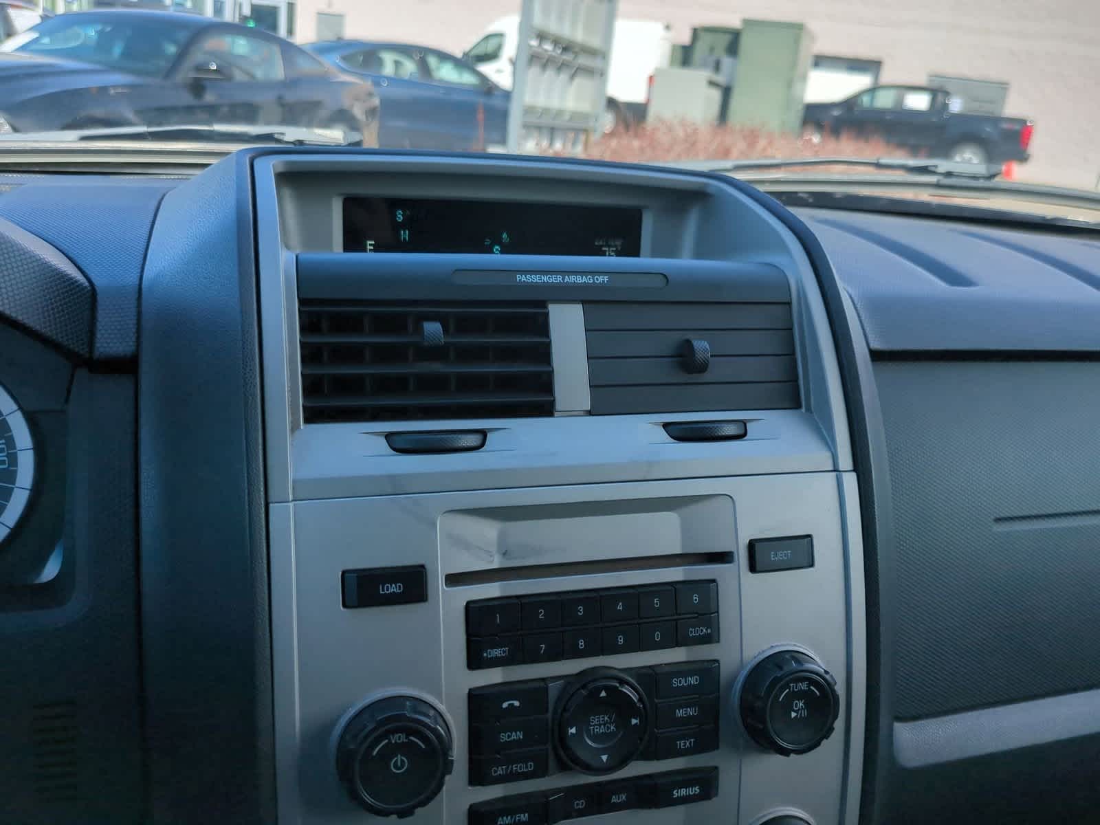 2011 Ford Escape XLT 28