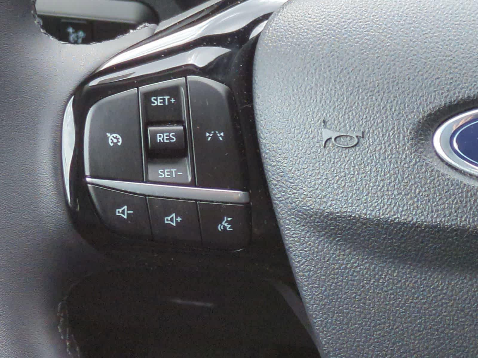 Thumbnail: 2023 Ford Escape - 23