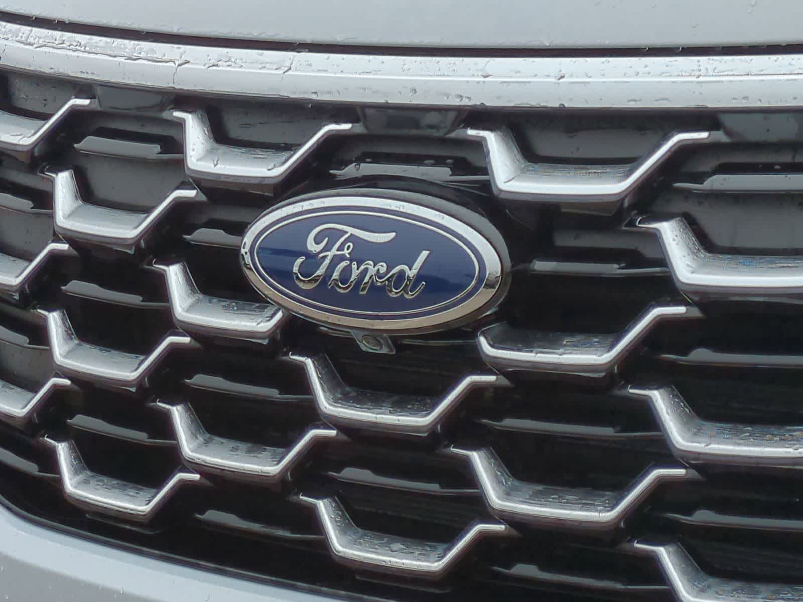 Thumbnail: 2026 Ford Explorer - 12