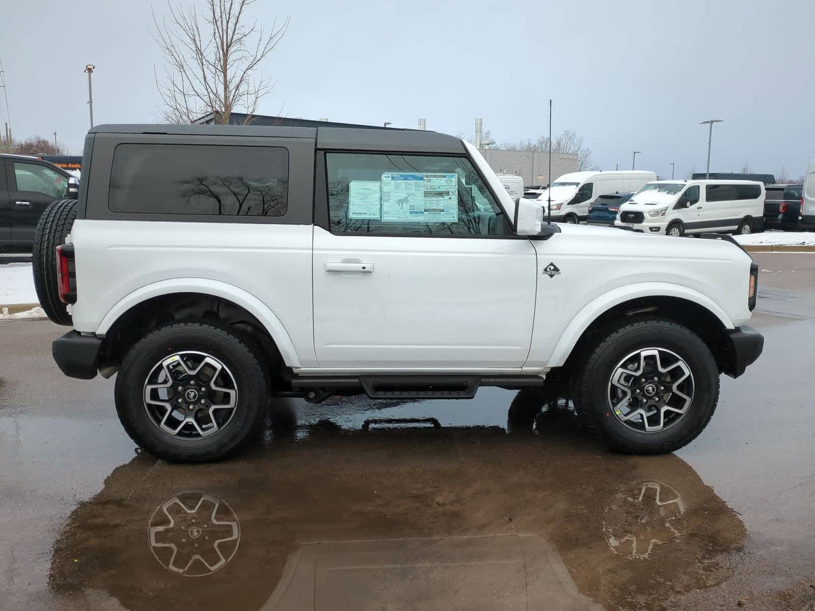 Thumbnail: 2023 Ford Bronco - 6