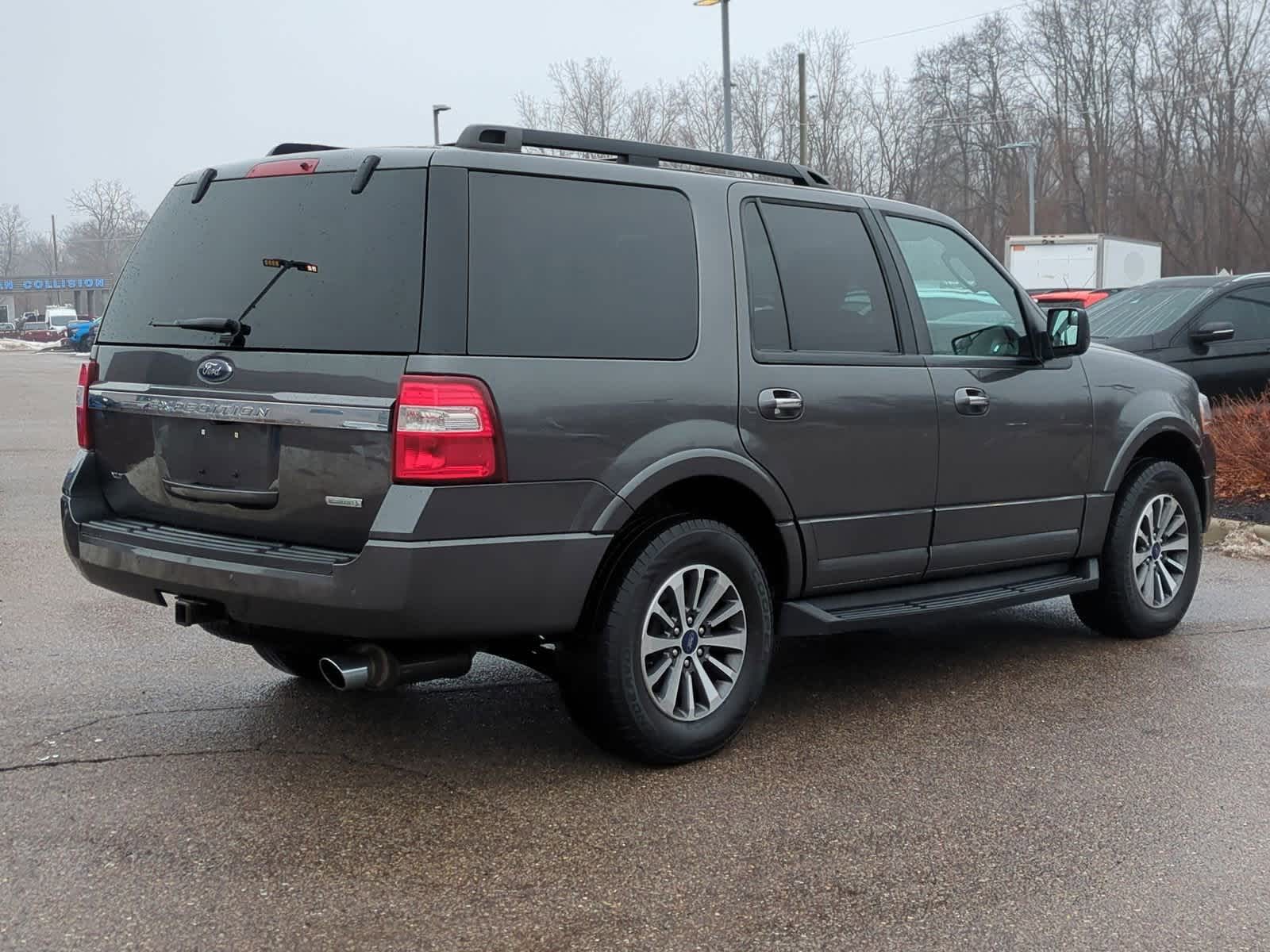 Thumbnail: 2017 Ford Expedition - 8