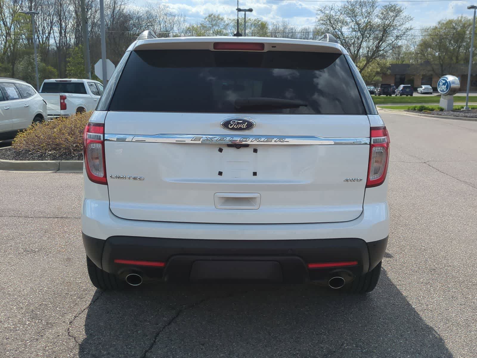 Thumbnail: 2012 Ford Explorer - 7