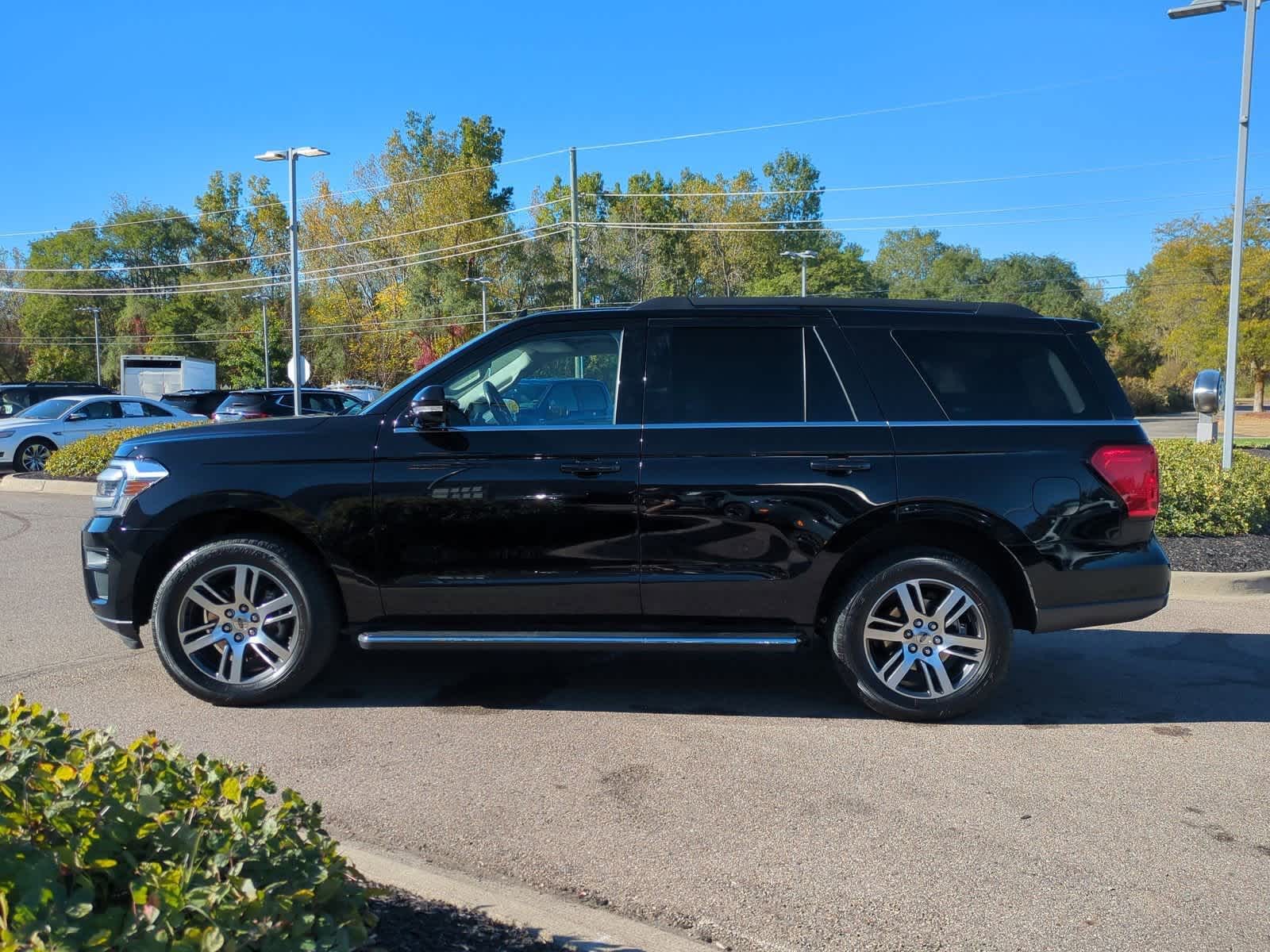 Thumbnail: 2022 Ford Expedition - 5