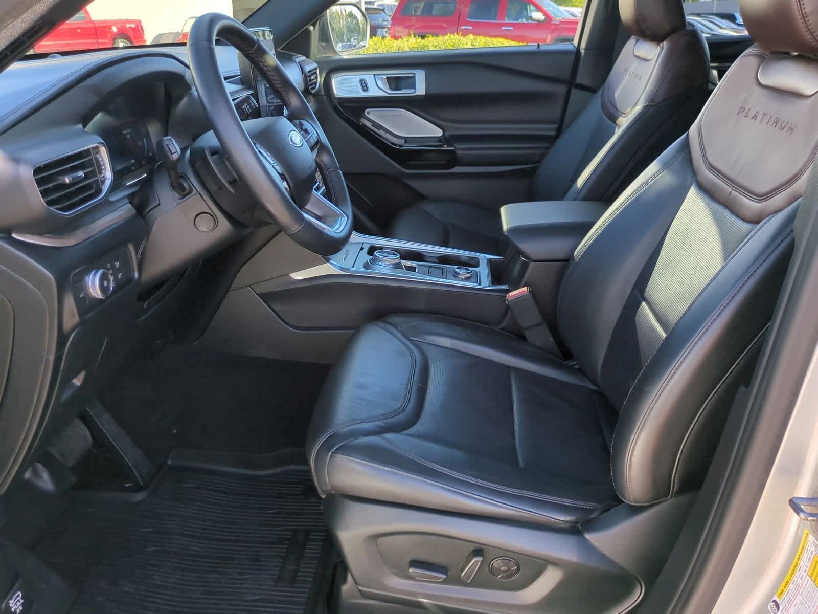 Thumbnail: 2021 Ford Explorer - 16