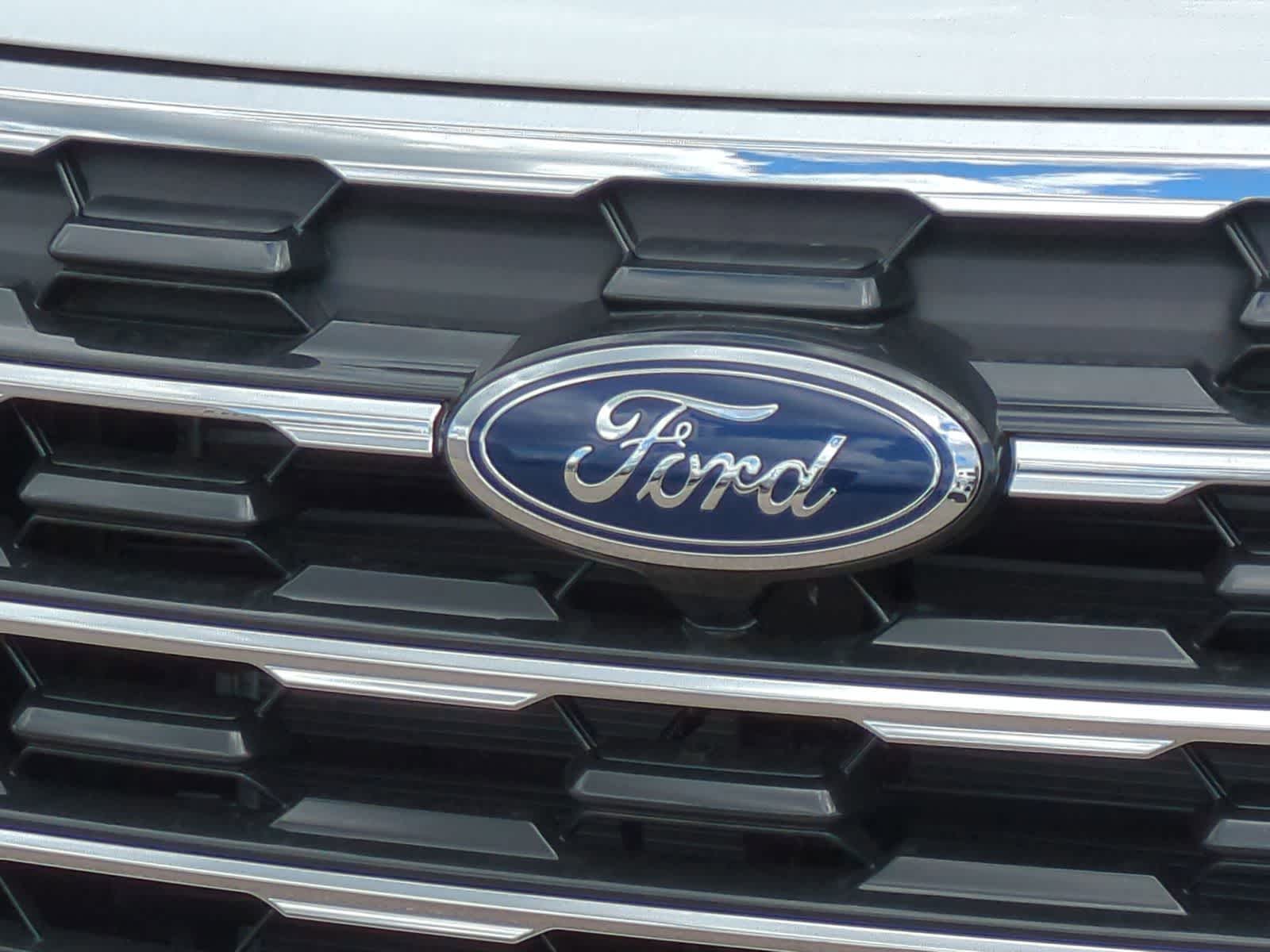 Thumbnail: 2026 Ford Explorer - 12