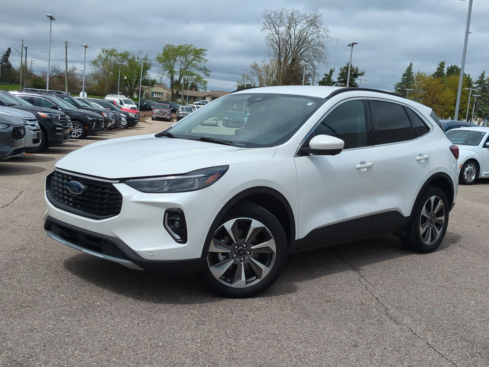 Thumbnail: 2023 Ford Escape - 1