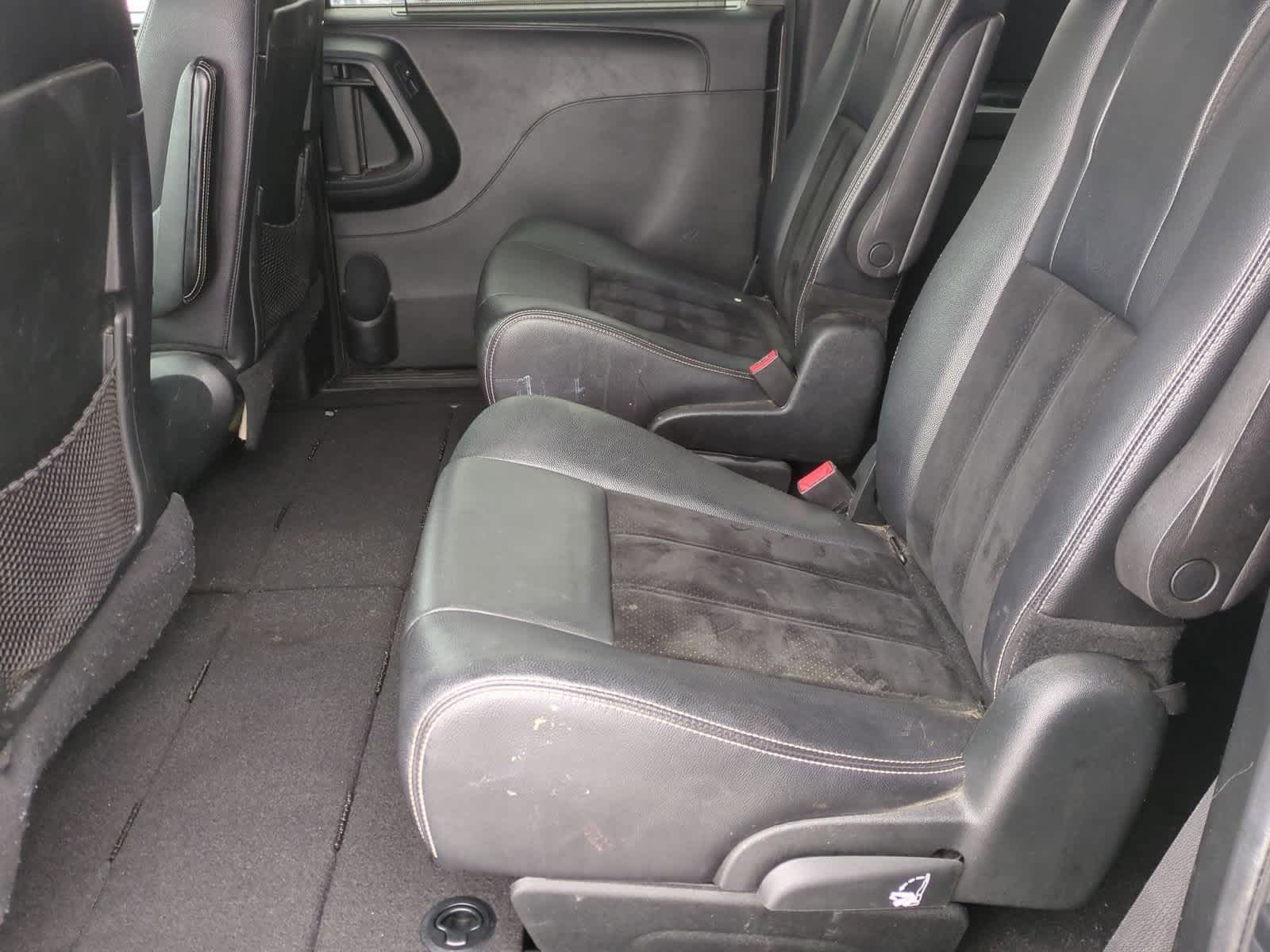 Thumbnail: 2018 Dodge Grand Caravan - 19