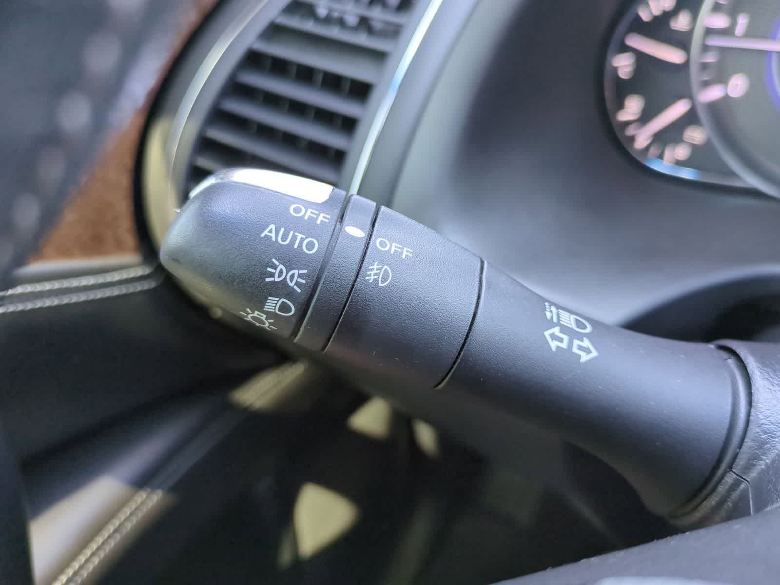 Thumbnail: 2016 INFINITI QX80 - 28