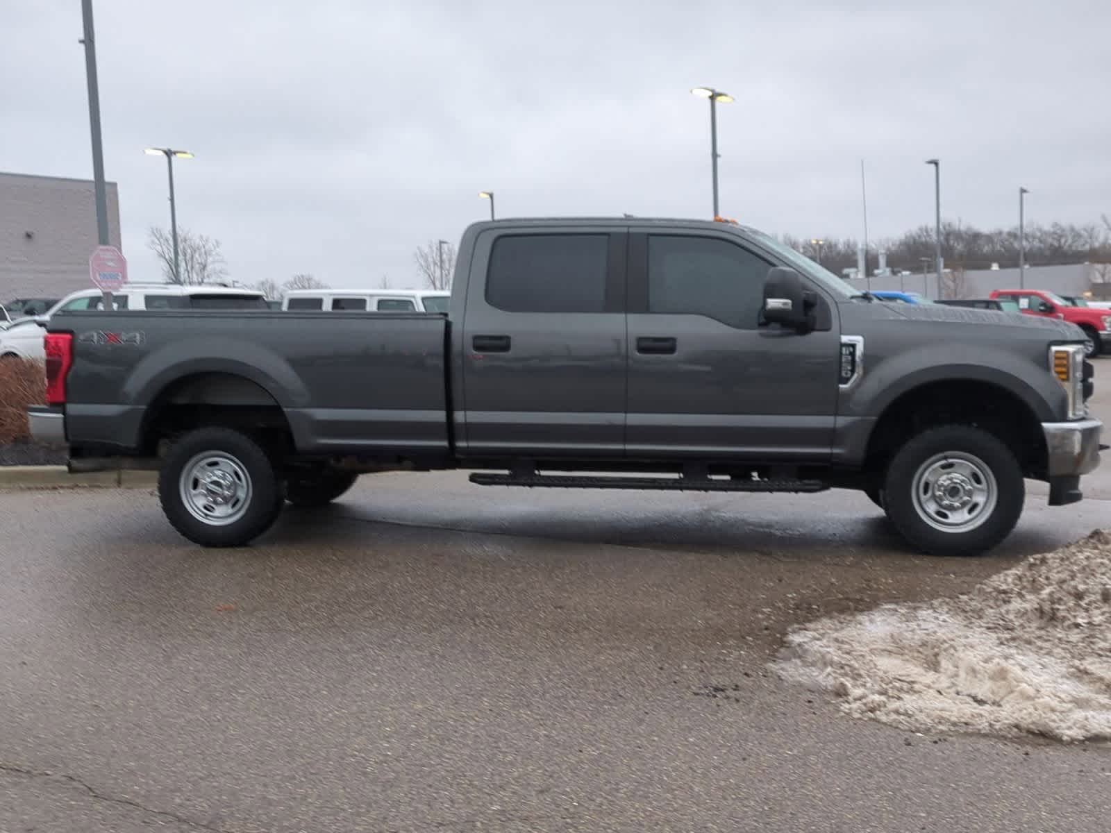 Thumbnail: 2018 Ford Econoline - 9