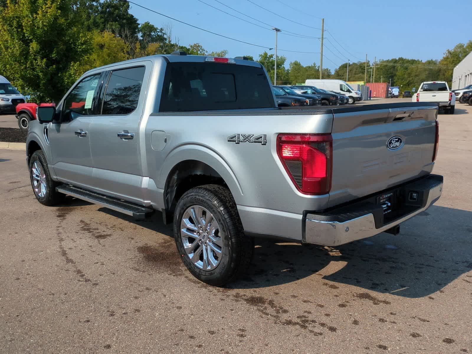 2024 Ford F-150 XLT photo 3