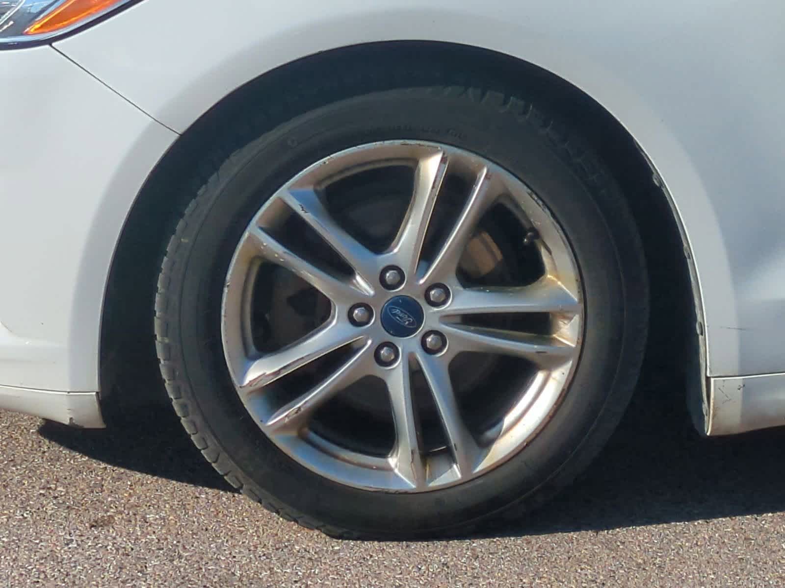 Thumbnail: 2016 Ford Fusion - 14