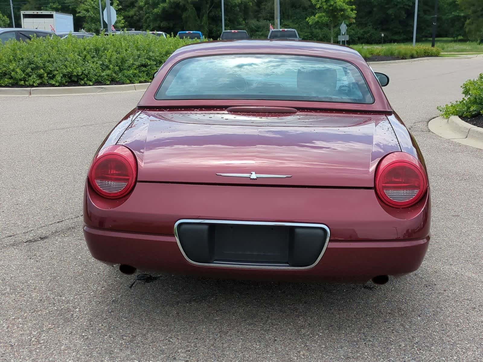 Thumbnail: 2004 Ford Thunderbird - 7