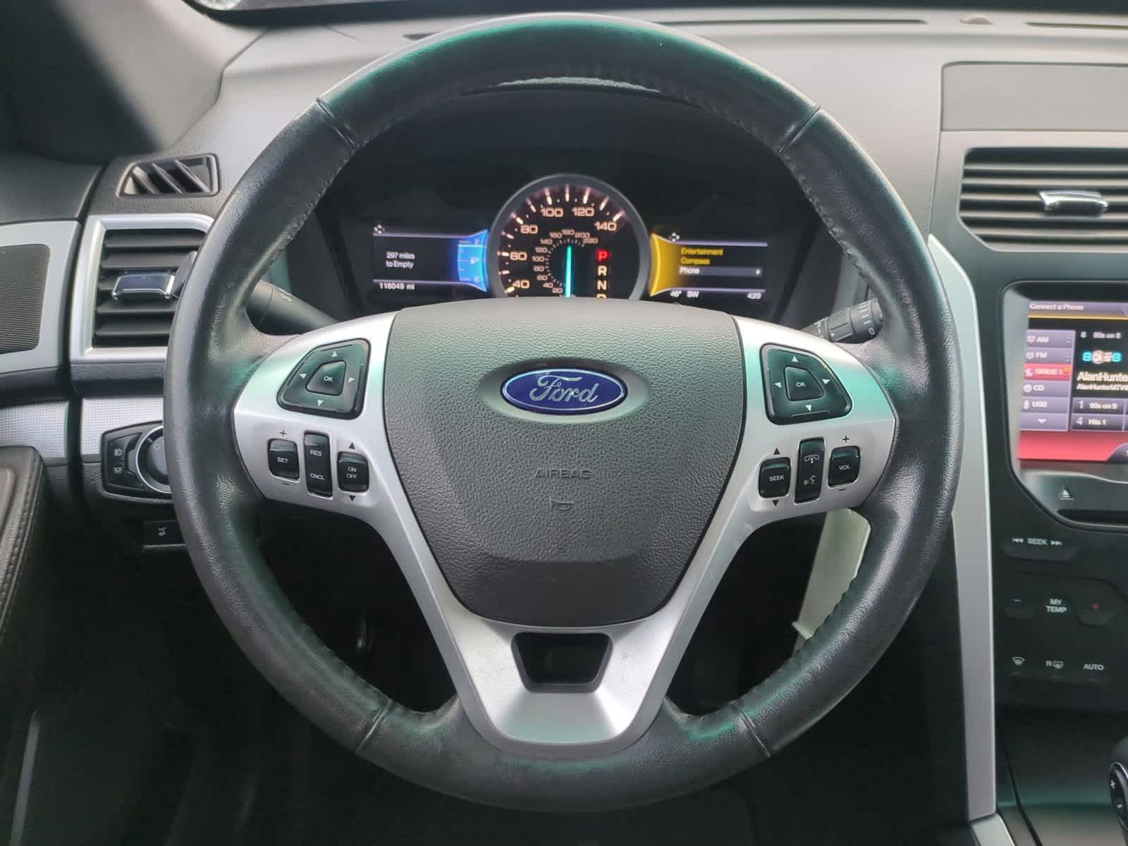 Thumbnail: 2015 Ford Explorer - 26