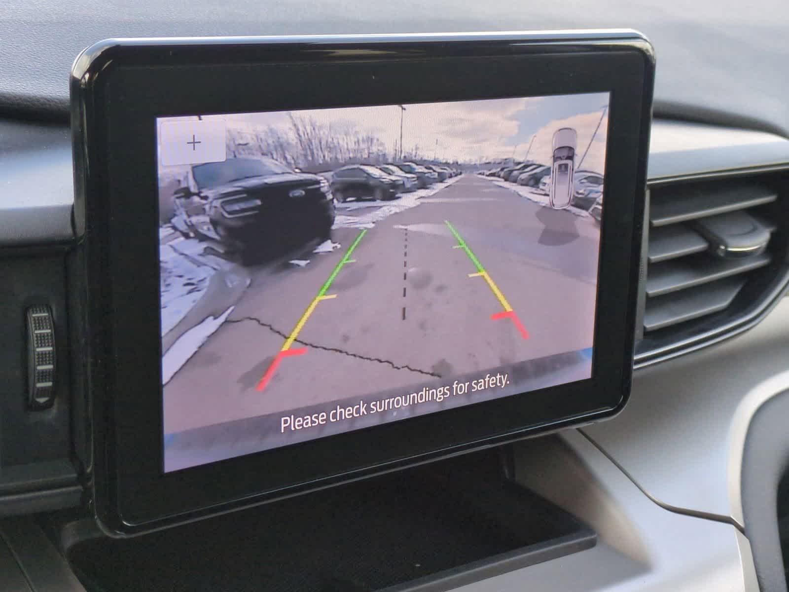 Thumbnail: 2023 Ford Explorer - 30