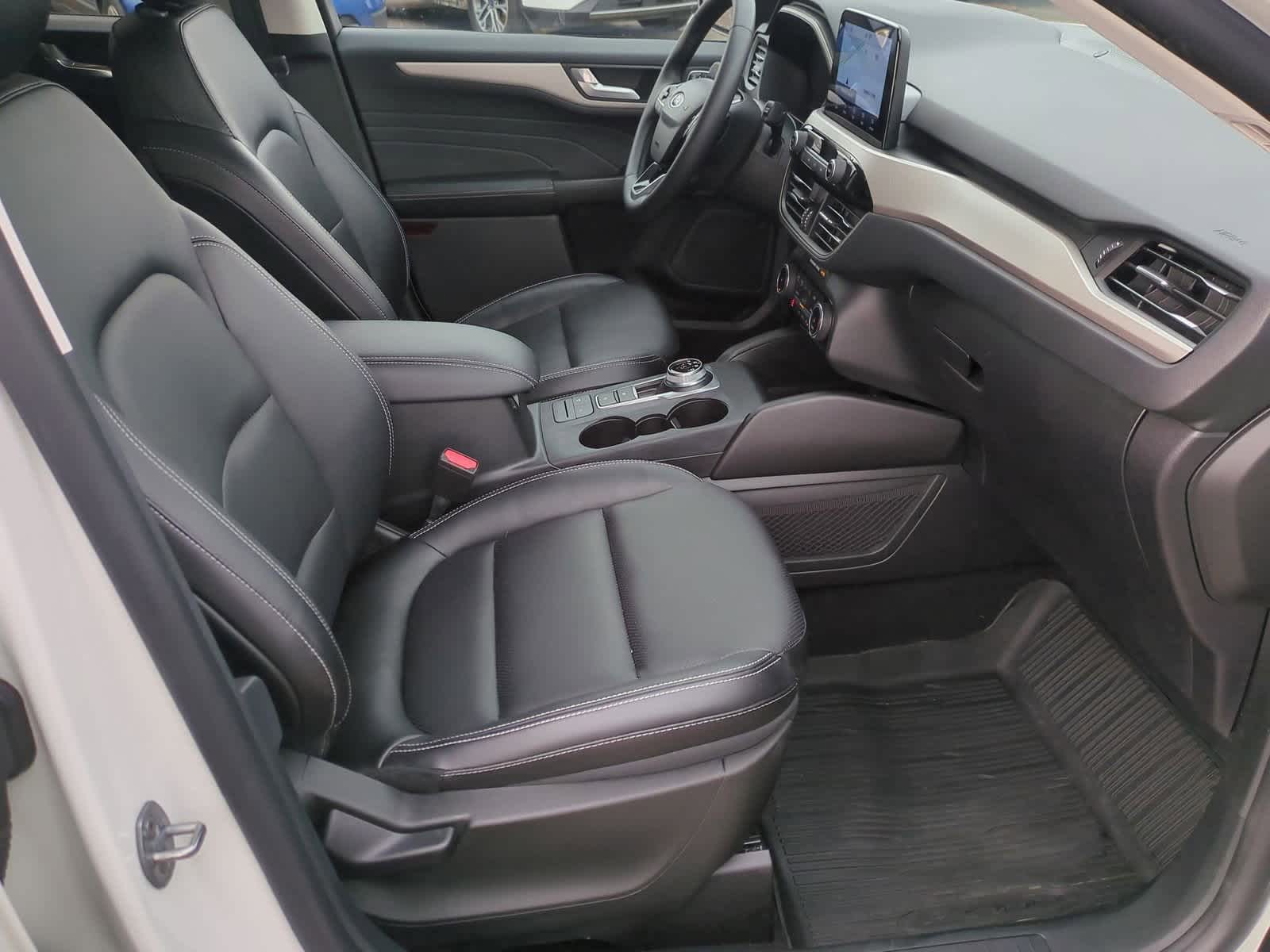 Thumbnail: 2022 Ford Escape - 21